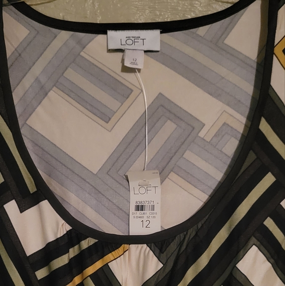 LOFT Dress - Picture 4 of 4